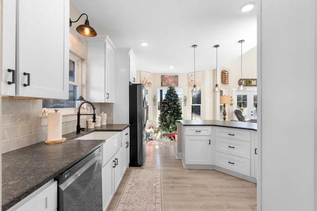 5650 Sledge Rd, Christiana, TN 37037