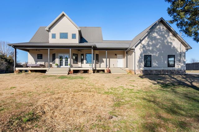 5650 Sledge Rd, Christiana, TN 37037