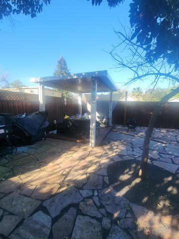 2721 San Jose Way, Sacramento, CA 95817