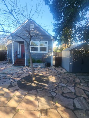 2721 San Jose Way, Sacramento, CA 95817