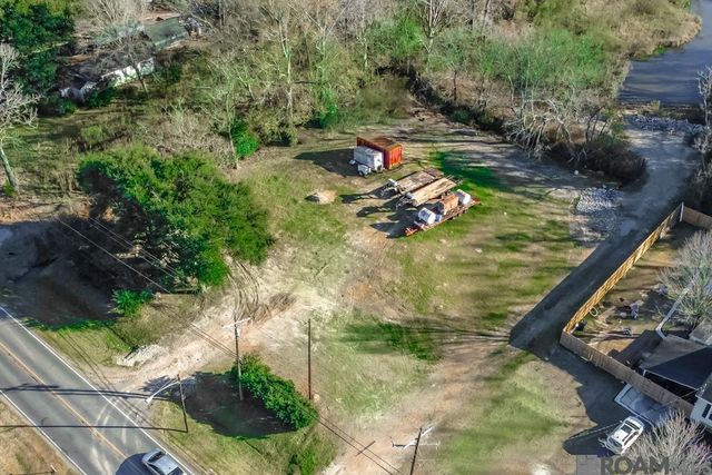 16430 Tiger Bend Rd, Baton Rouge, LA 70817