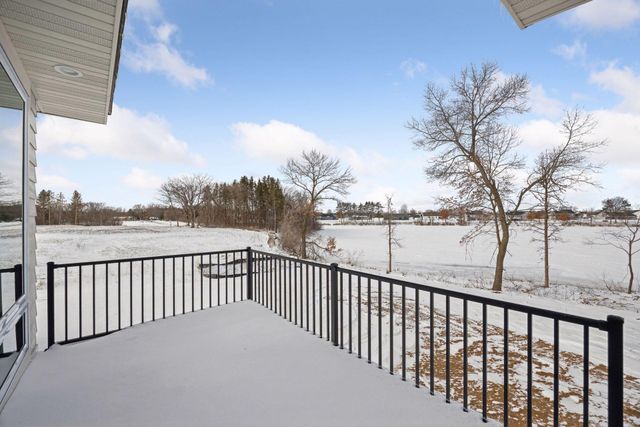 1031 Hart Lake Avenue, New Richmond, WI 54017