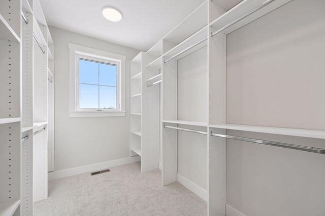 1031 Hart Lake Avenue, New Richmond, WI 54017