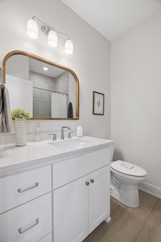 1031 Hart Lake Avenue, New Richmond, WI 54017