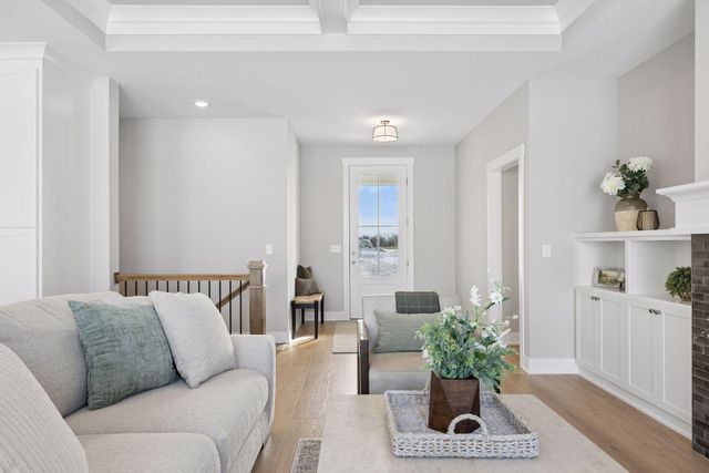 1031 Hart Lake Avenue, New Richmond, WI 54017