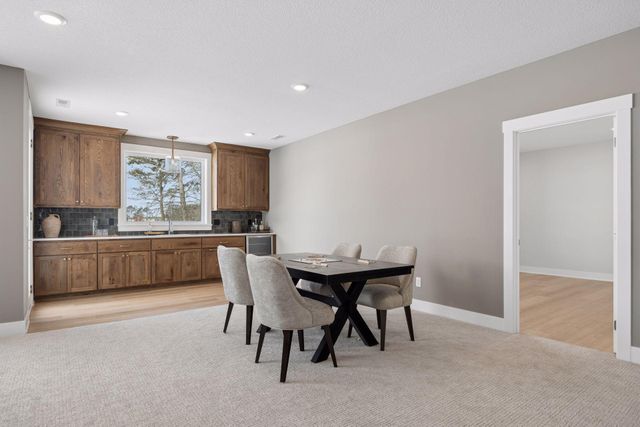 1031 Hart Lake Avenue, New Richmond, WI 54017