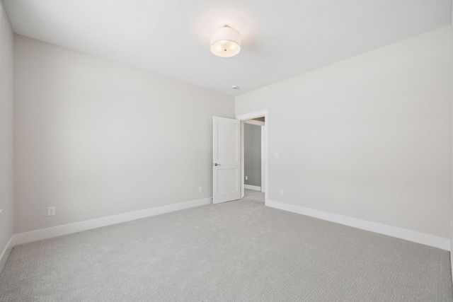 1031 Hart Lake Avenue, New Richmond, WI 54017