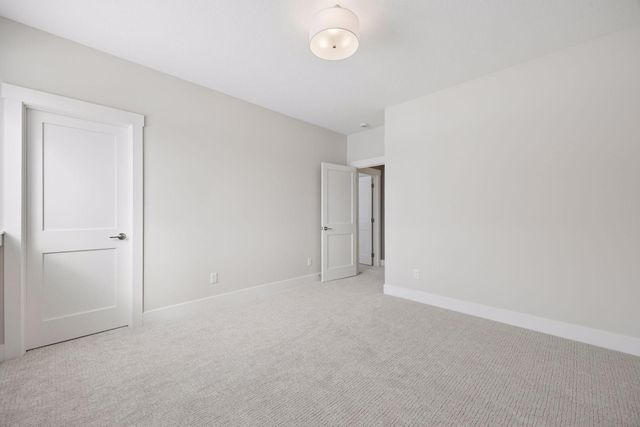 1031 Hart Lake Avenue, New Richmond, WI 54017