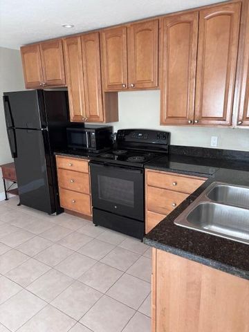 5393 SE 48th Avenue Unit C, Stuart, FL 34997