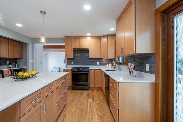 2 Wheeler Road, Bow, NH 03304