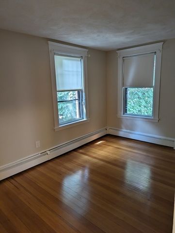 41 South St 6, Boston, MA 02135