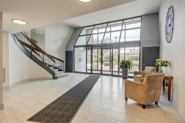 209-33 26th Avenue TJ, Bayside, NY 11360