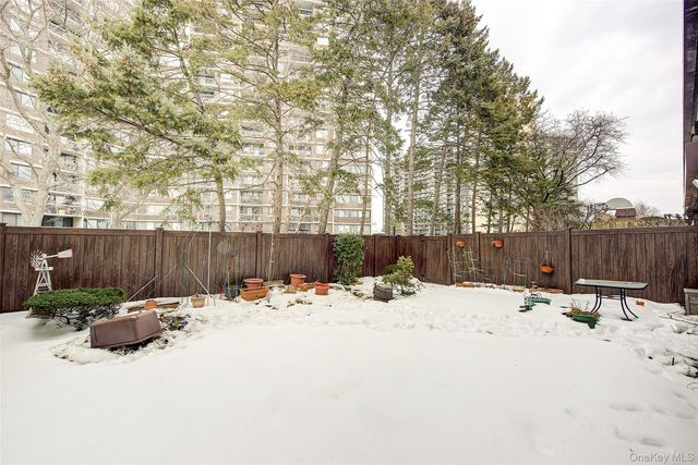 209-33 26th Avenue TJ, Bayside, NY 11360