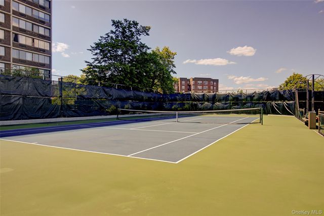 209-33 26th Avenue TJ, Bayside, NY 11360