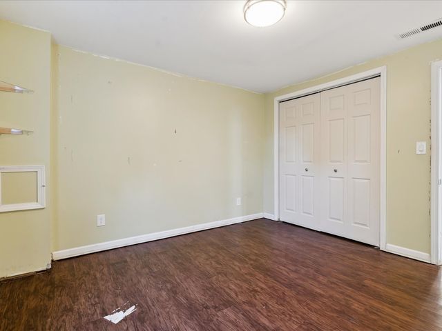 720 Lisbon Rd NE, Mt Vernon, IA 52314