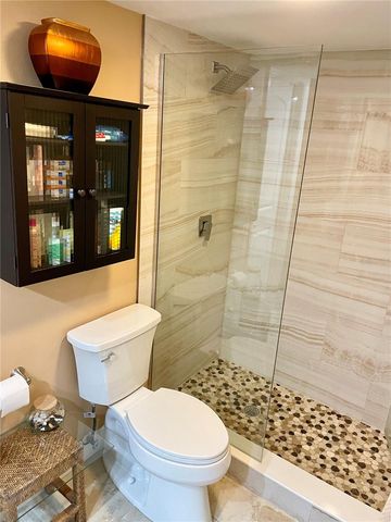 7893 SAILBOAT KEY BOULEVARD S 101, South Pasadena, FL 33707