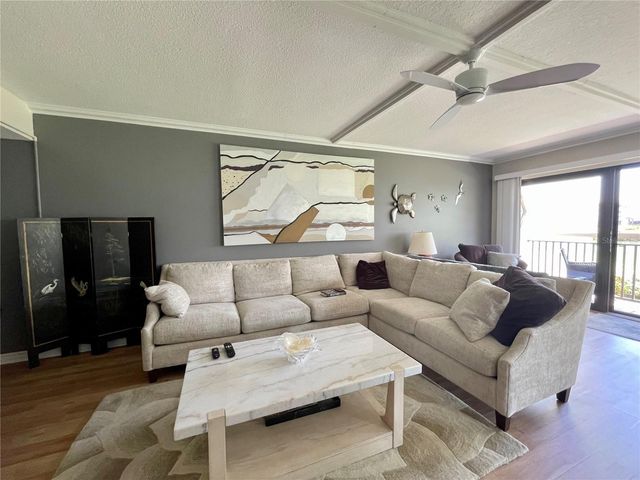 7893 SAILBOAT KEY BOULEVARD S 101, South Pasadena, FL 33707