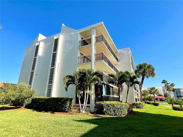 7893 SAILBOAT KEY BOULEVARD S 101, South Pasadena, FL 33707