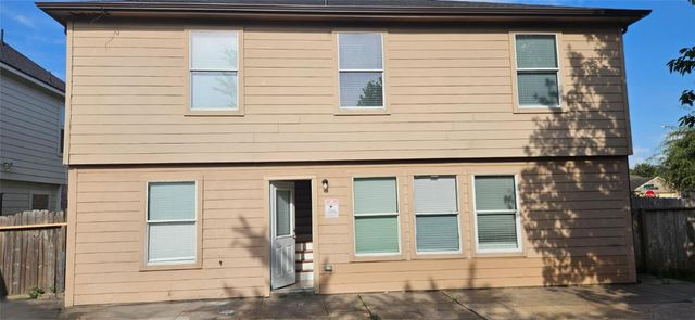 3103 Barkers Crossing Avenue, Houston, TX 77084