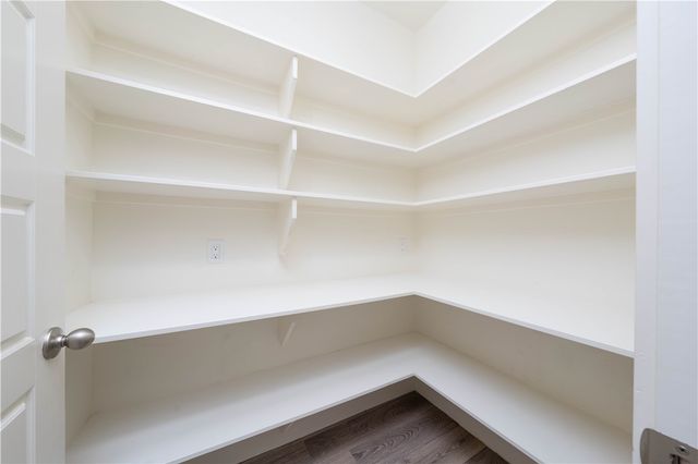 701 Metz St, Orange Grove, TX 78372