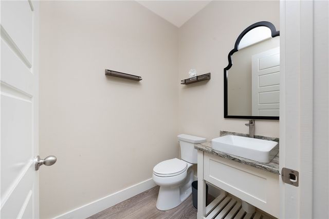 701 Metz St, Orange Grove, TX 78372