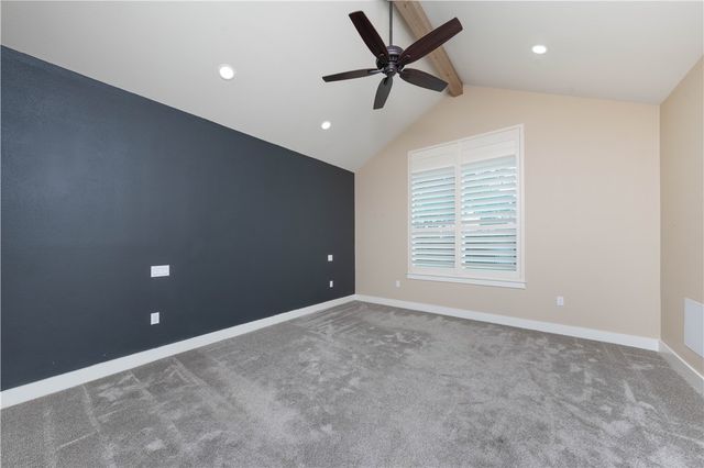 701 Metz St, Orange Grove, TX 78372