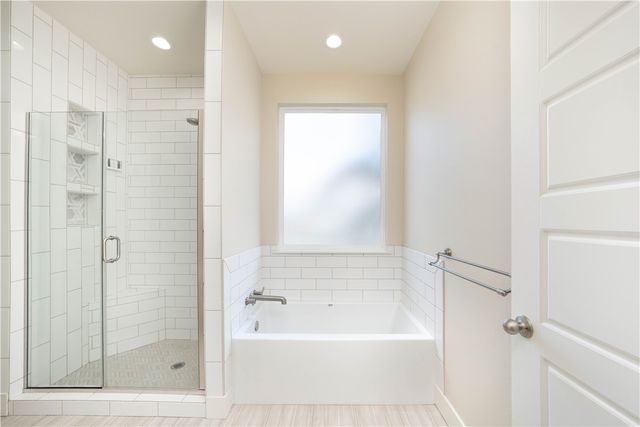 701 Metz St, Orange Grove, TX 78372