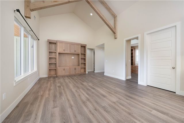 701 Metz St, Orange Grove, TX 78372