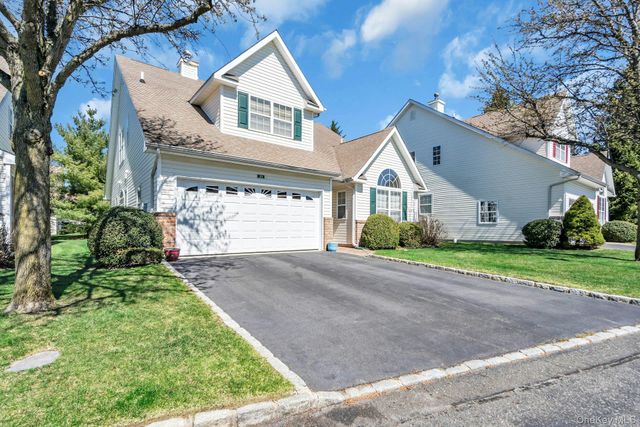 13 N Willam Lane, Mount Sinai, NY 11766