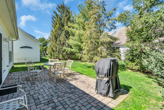 13 N Willam Lane, Mount Sinai, NY 11766