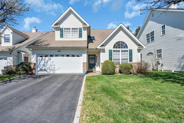 13 N Willam Lane, Mount Sinai, NY 11766