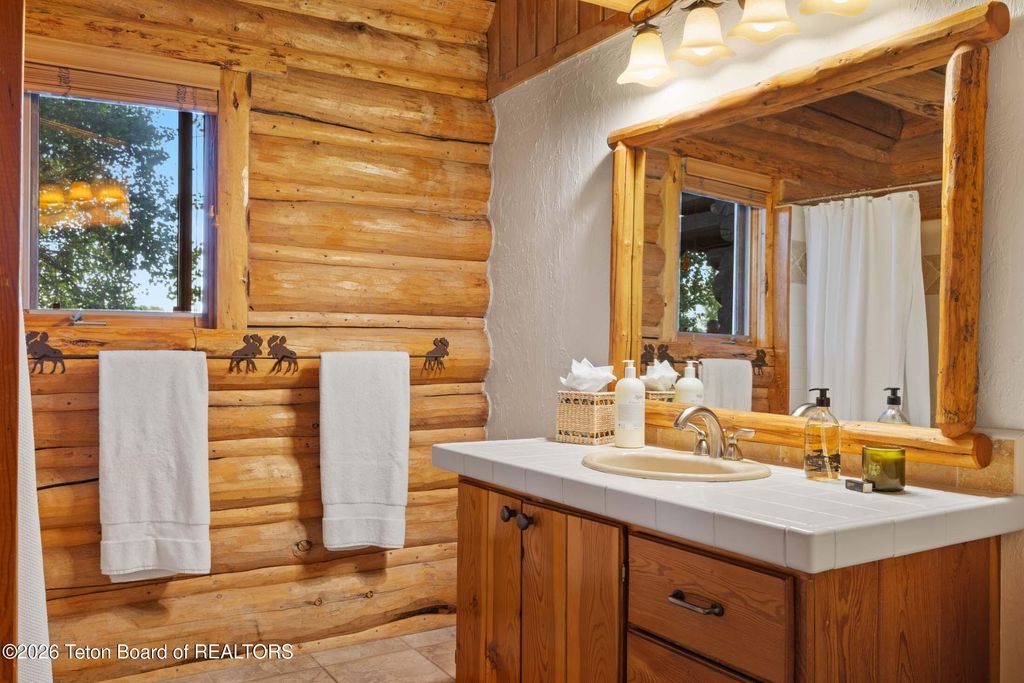 4800 W NETHERCOTT Lane, Wilson, WY 83014 photo 45
