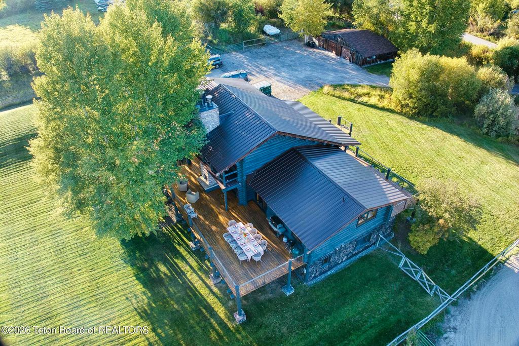 4800 W NETHERCOTT Lane, Wilson, WY 83014 photo 8
