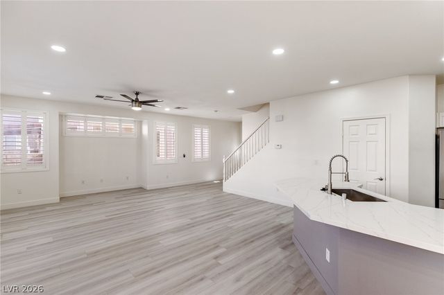 6856 Scarlet Flax Street, Las Vegas, NV 89148