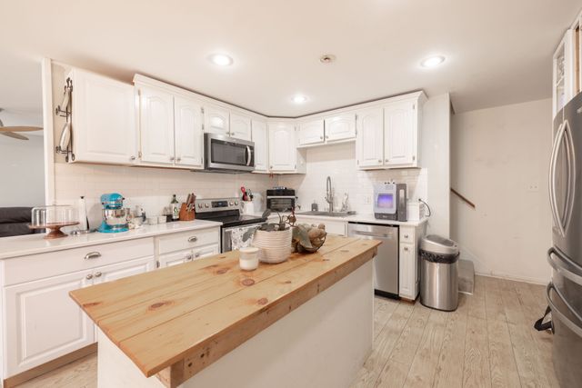 1430 Iron Bridge Rd, Columbia, TN 38401