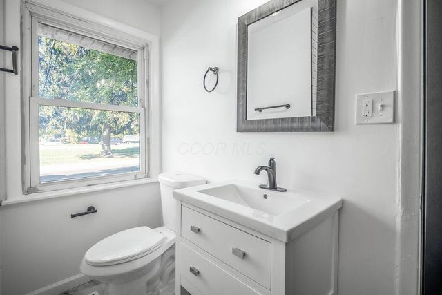 1618 S Hamilton Road, Columbus, OH 43227