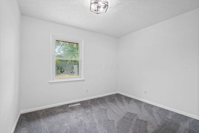 1618 S Hamilton Road, Columbus, OH 43227