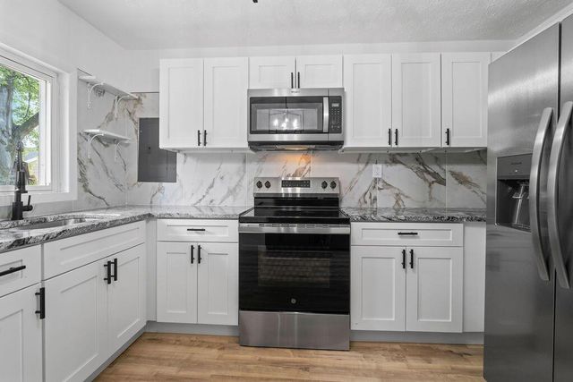 1618 S Hamilton Road, Columbus, OH 43227