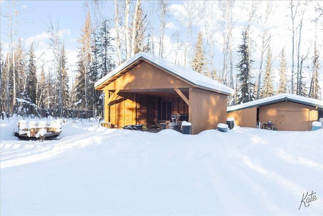 2596 DIAMOND STREET, North Pole, AK 99705