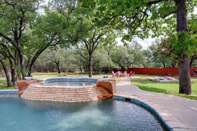 101 La Rosa Drive, Blanco, TX 78606