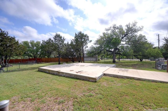 101 La Rosa Drive, Blanco, TX 78606