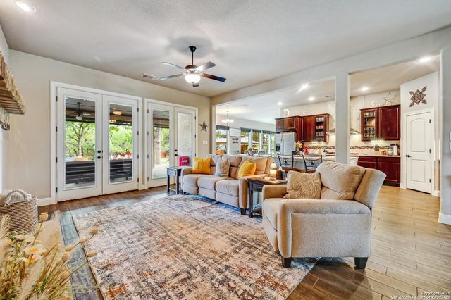 101 La Rosa Drive, Blanco, TX 78606