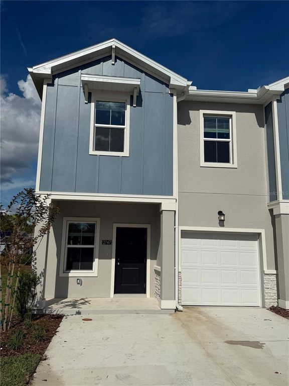2747 SKYLINE LOOP, Kissimmee, FL 34758