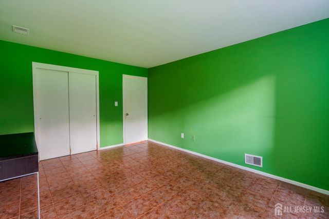3707 Birchwood Court, North Brunswick, NJ 08902
