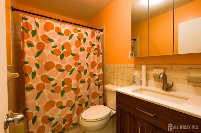 3707 Birchwood Court, North Brunswick, NJ 08902
