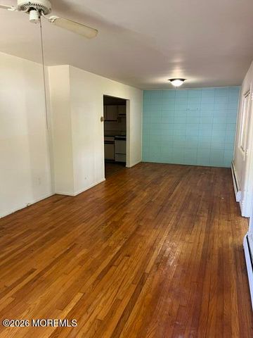 14 Willow Street B, Toms River, NJ 08757