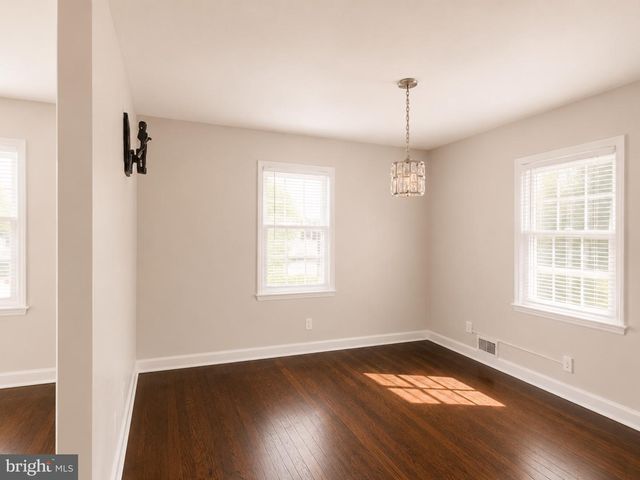 3211 32ND AVE, Temple Hills, MD 20748