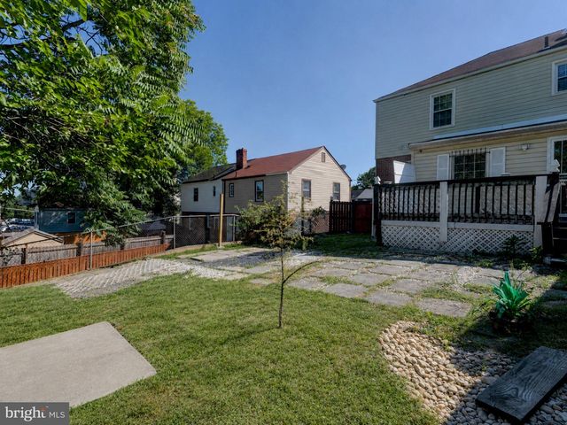 3211 32ND AVE, Temple Hills, MD 20748