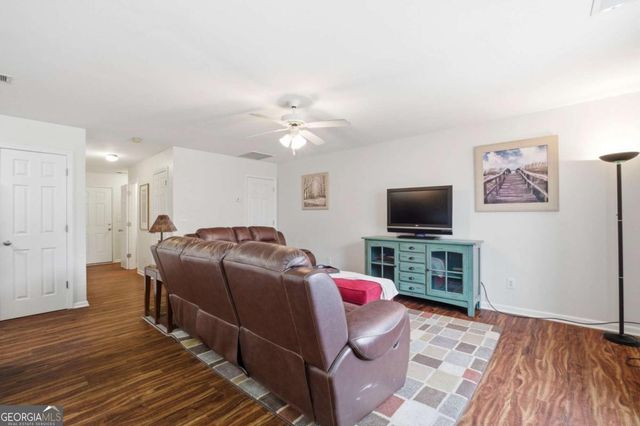 129 Princeton Avenue, Adairsville, GA 30103