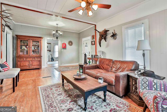 23 Cedar Street, Grantville, GA 30220